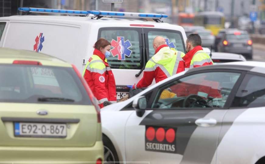 Nesreća u Sarajevu: Automobil udario pješaka